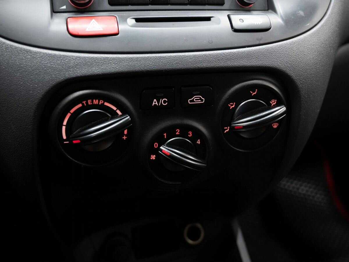 Купить Kia Rio, 2011, 239 028 км, фото №18