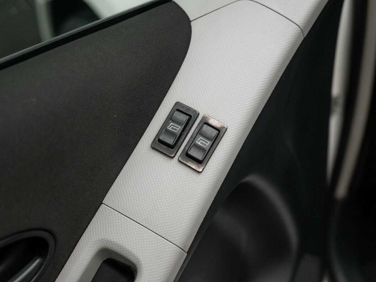 Купить Toyota Yaris, 2008, 200 000 км, фото №14