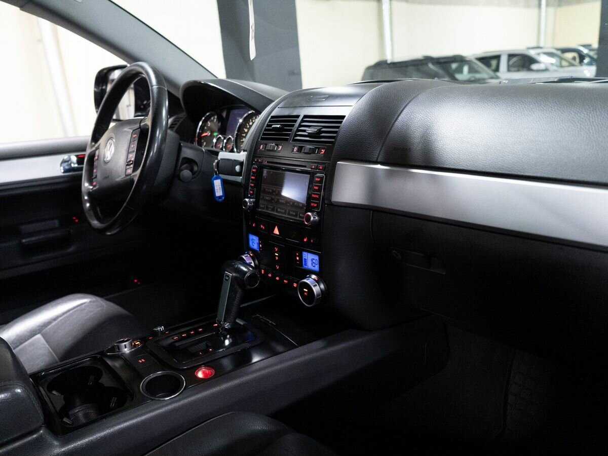 Купить Volkswagen Touareg, 2008, 254 000 км, фото №10