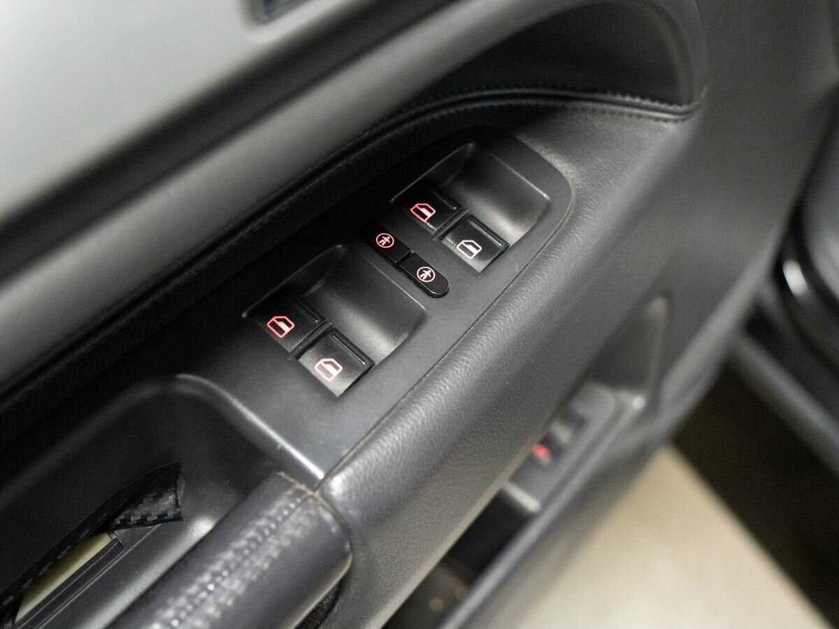 Купить Volkswagen Touareg, 2008, 254 000 км, фото №16