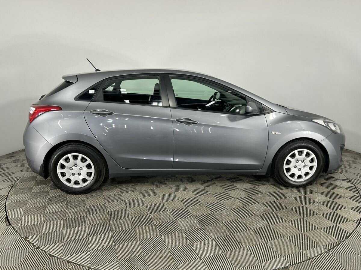 Купить Hyundai i30, 2012, 145 241 км, фото №4
