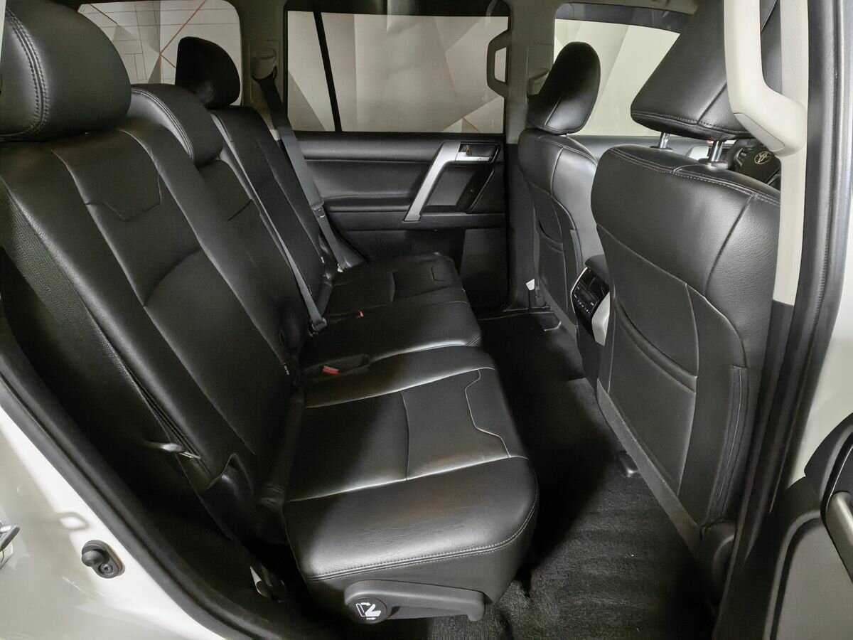 Купить Toyota Land Cruiser Prado, 2020, 199 672 км, фото №12