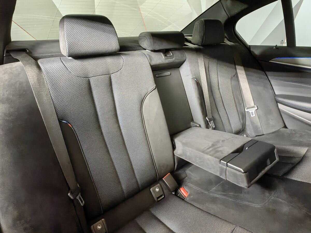 Купить BMW 5 серии 530i xDrive, 2018, 66 762 км, фото №13
