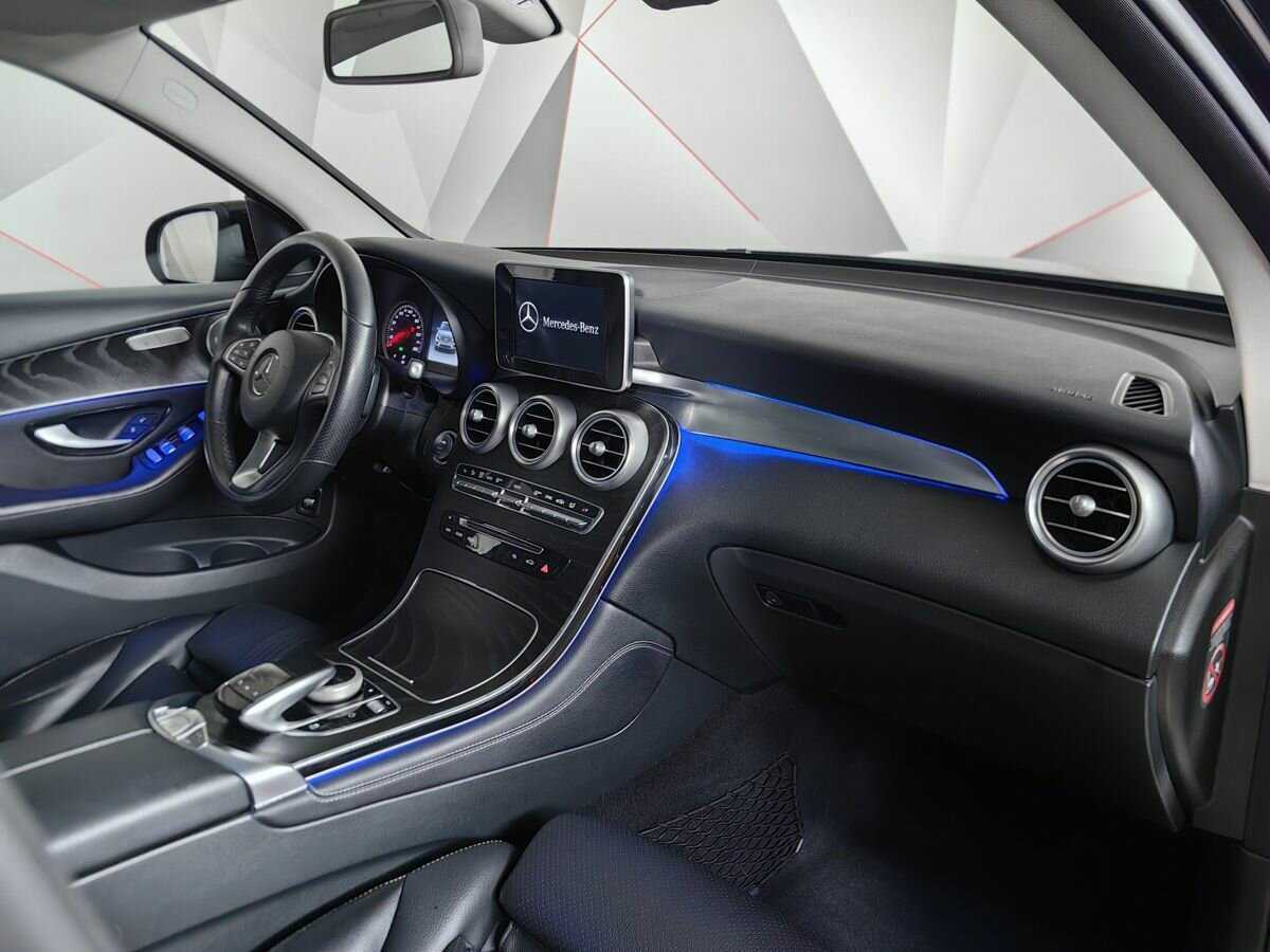 Купить Mercedes-Benz GLC 300, 2017, 146 068 км, фото №9