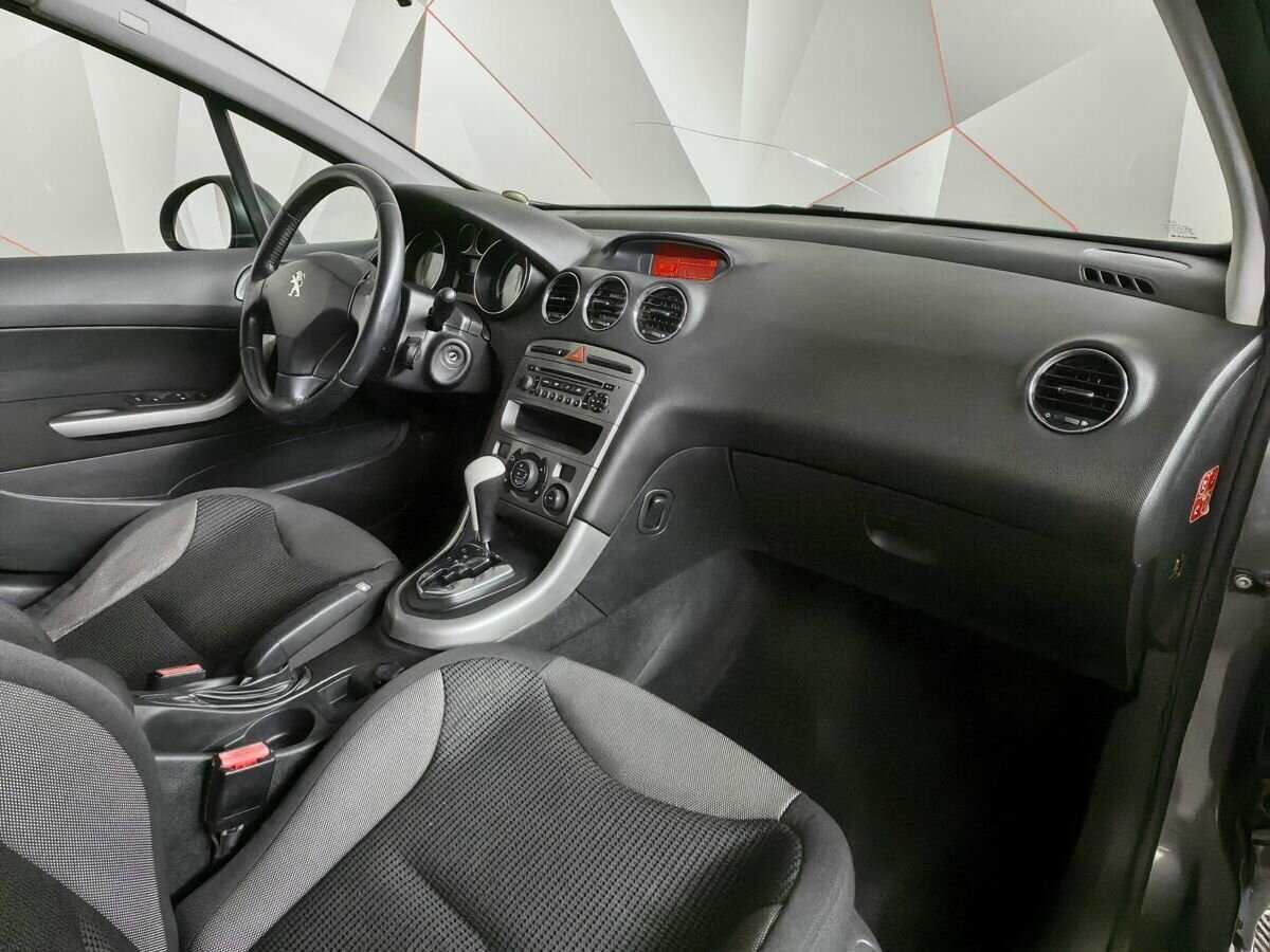 Купить Peugeot 308, 2011, 201 398 км, фото №9