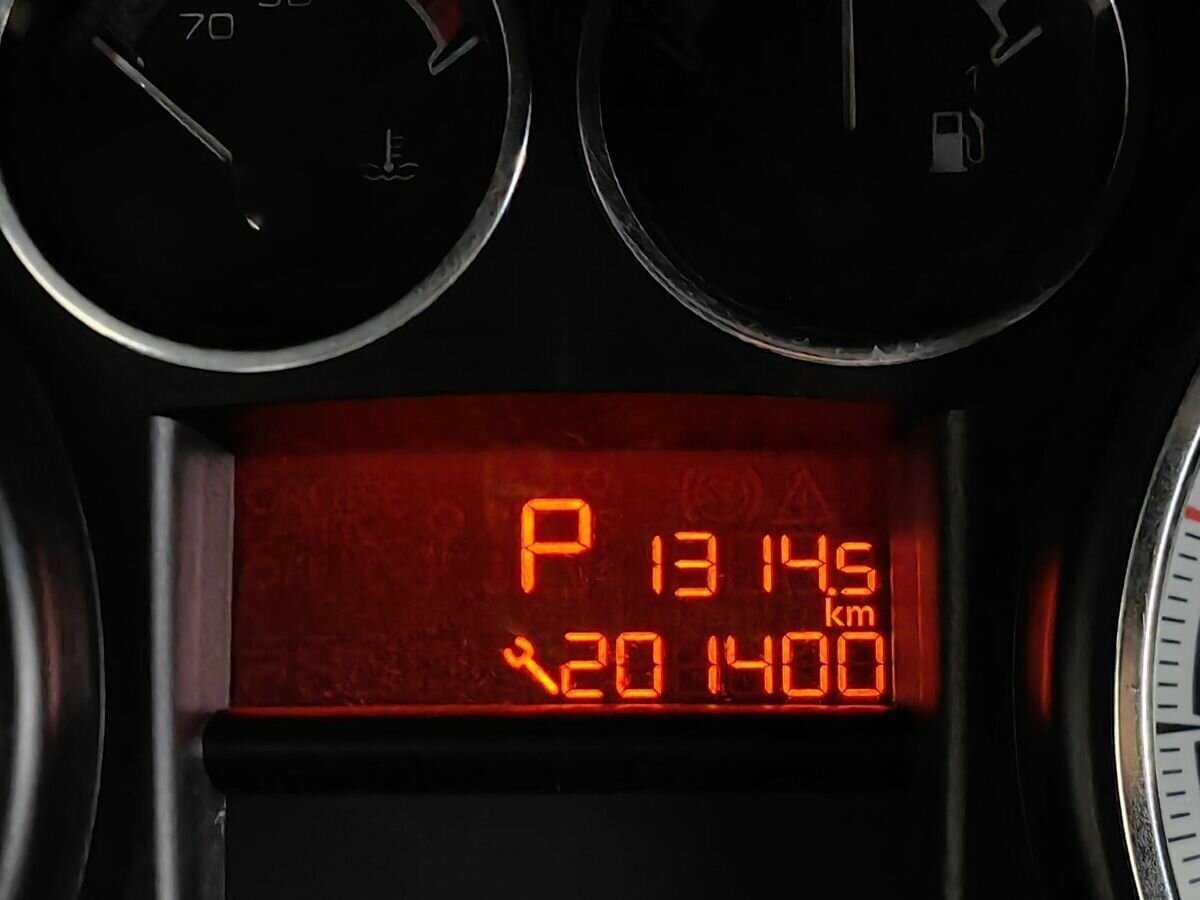 Купить Peugeot 308, 2011, 201 398 км, фото №16