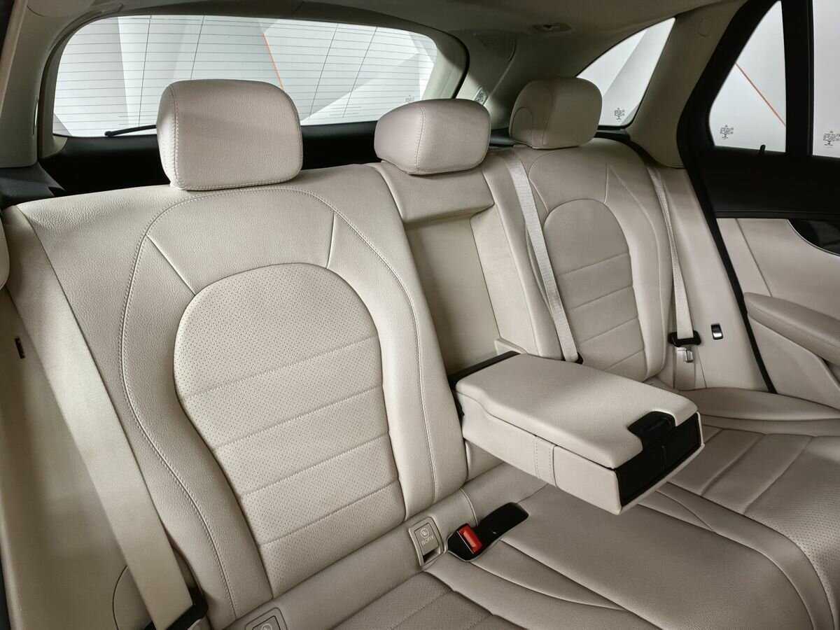 Купить Mercedes-Benz GLC 300, 2016, 135 198 км, фото №13