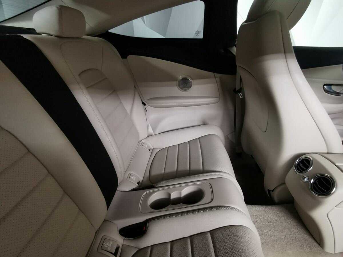 Купить Mercedes-Benz C-Класс 180, 2015, 108 112 км, фото №12