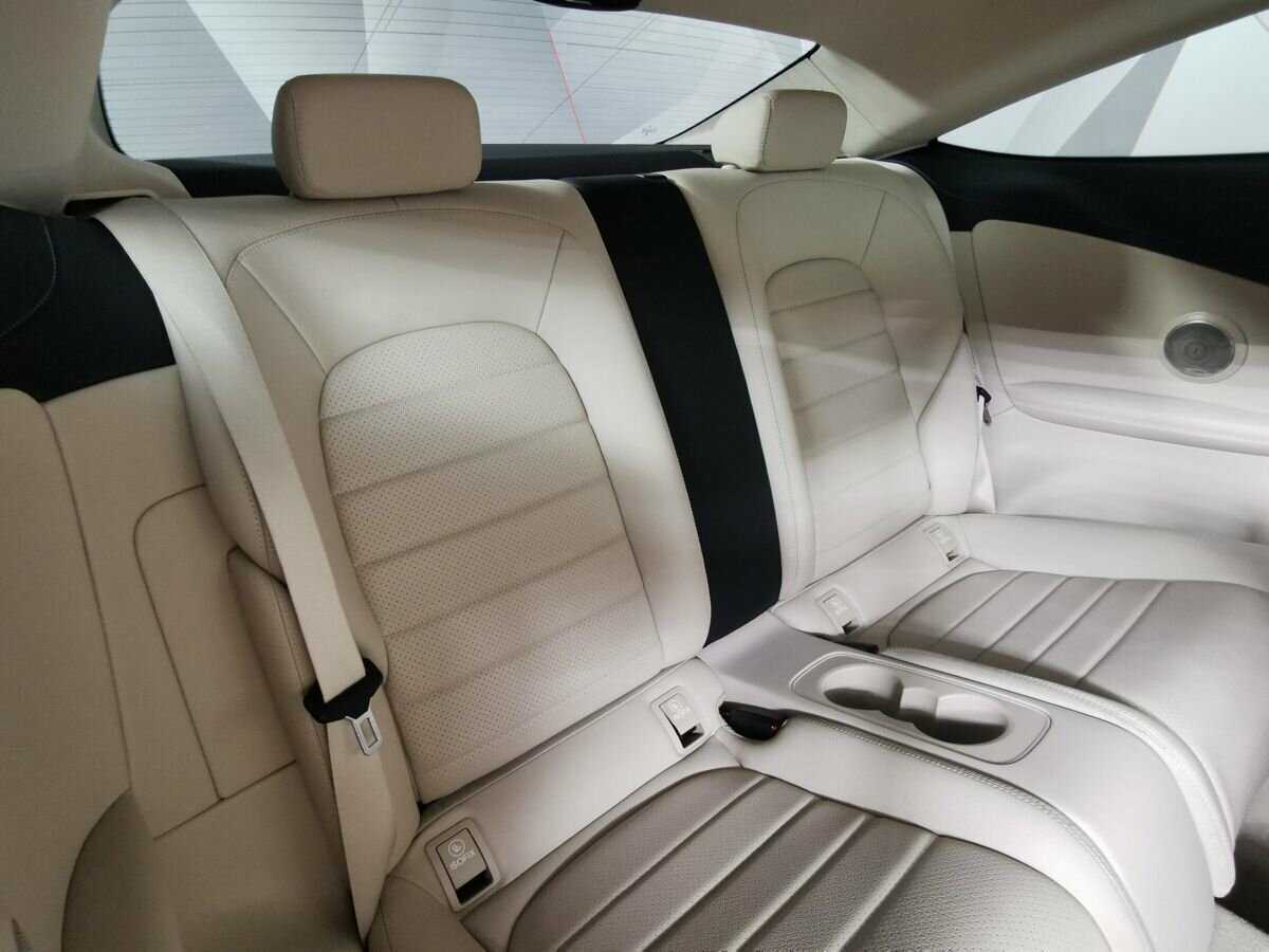 Купить Mercedes-Benz C-Класс 180, 2015, 108 112 км, фото №13