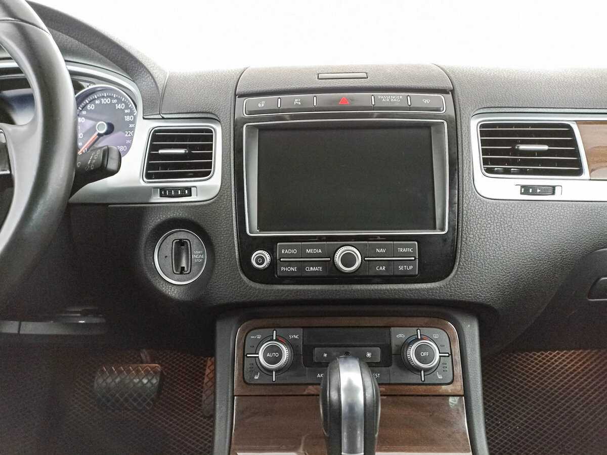 Купить Volkswagen Touareg, 2016, 151 288 км, фото №11