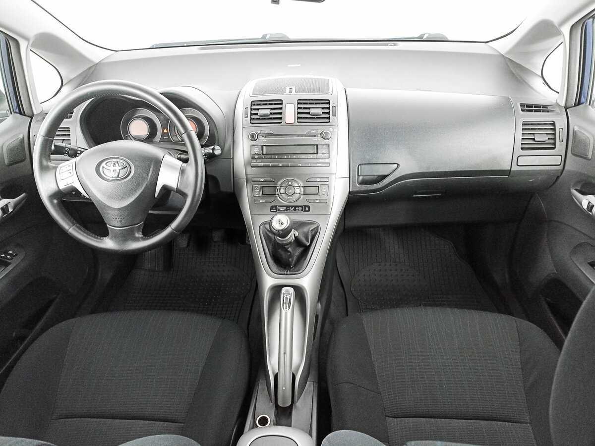 Купить Toyota Auris, 2008, 216 071 км, фото №12