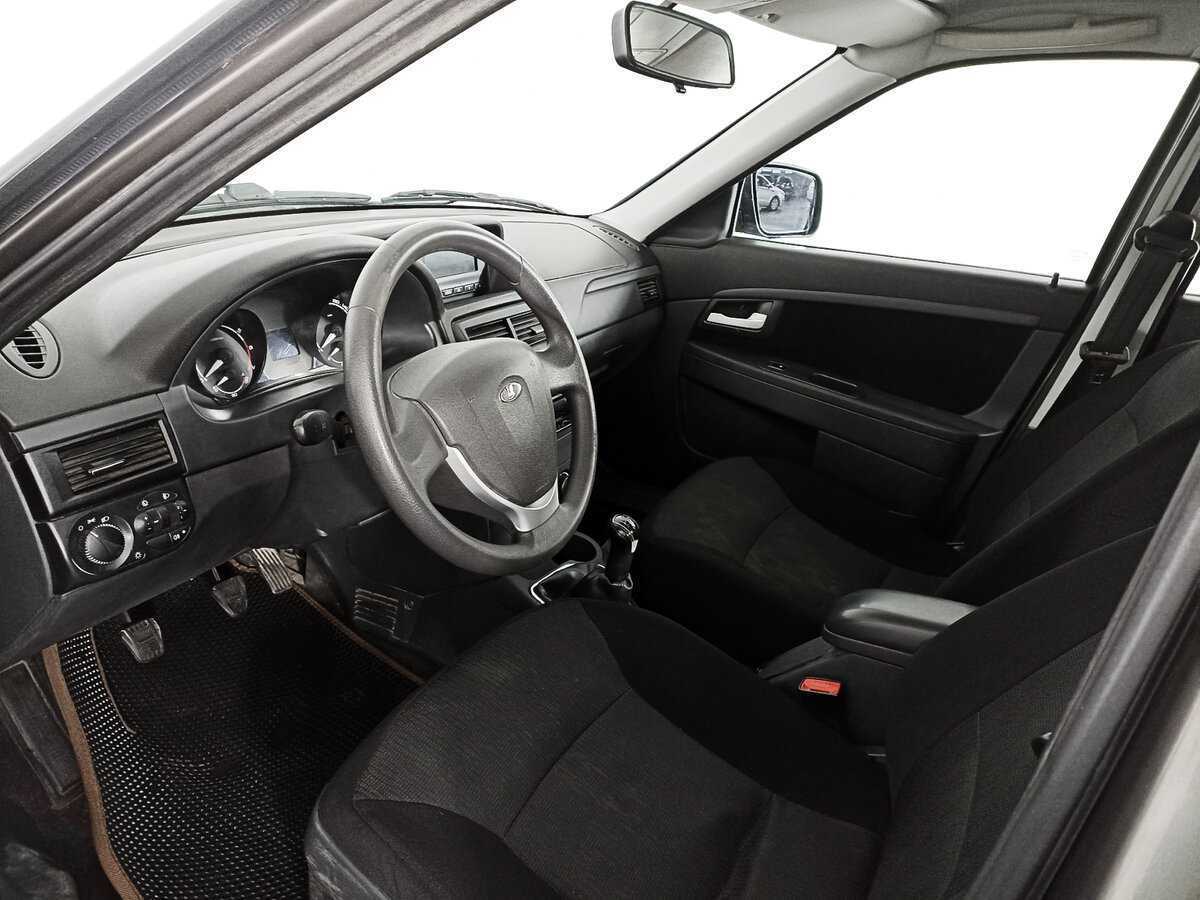 Купить Lada (ВАЗ) Priora, 2014, 266 555 км, фото №12