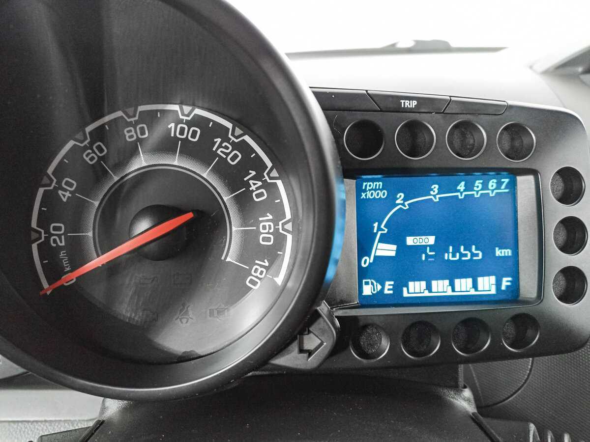 Купить Chevrolet Spark, 2011, 121 083 км, фото №11