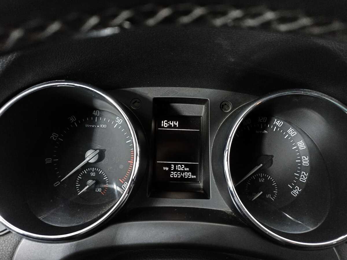 Купить Skoda Yeti, 2011, 265 499 км, фото №9