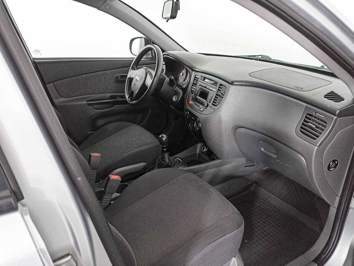 Купить Kia Rio, 2010, 196 701 км, фото №9
