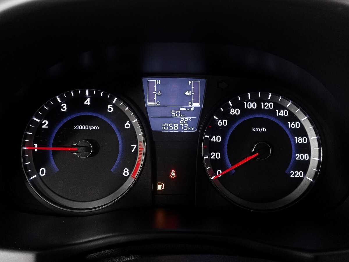 Купить Hyundai Solaris, 2015, 106 302 км, фото №9