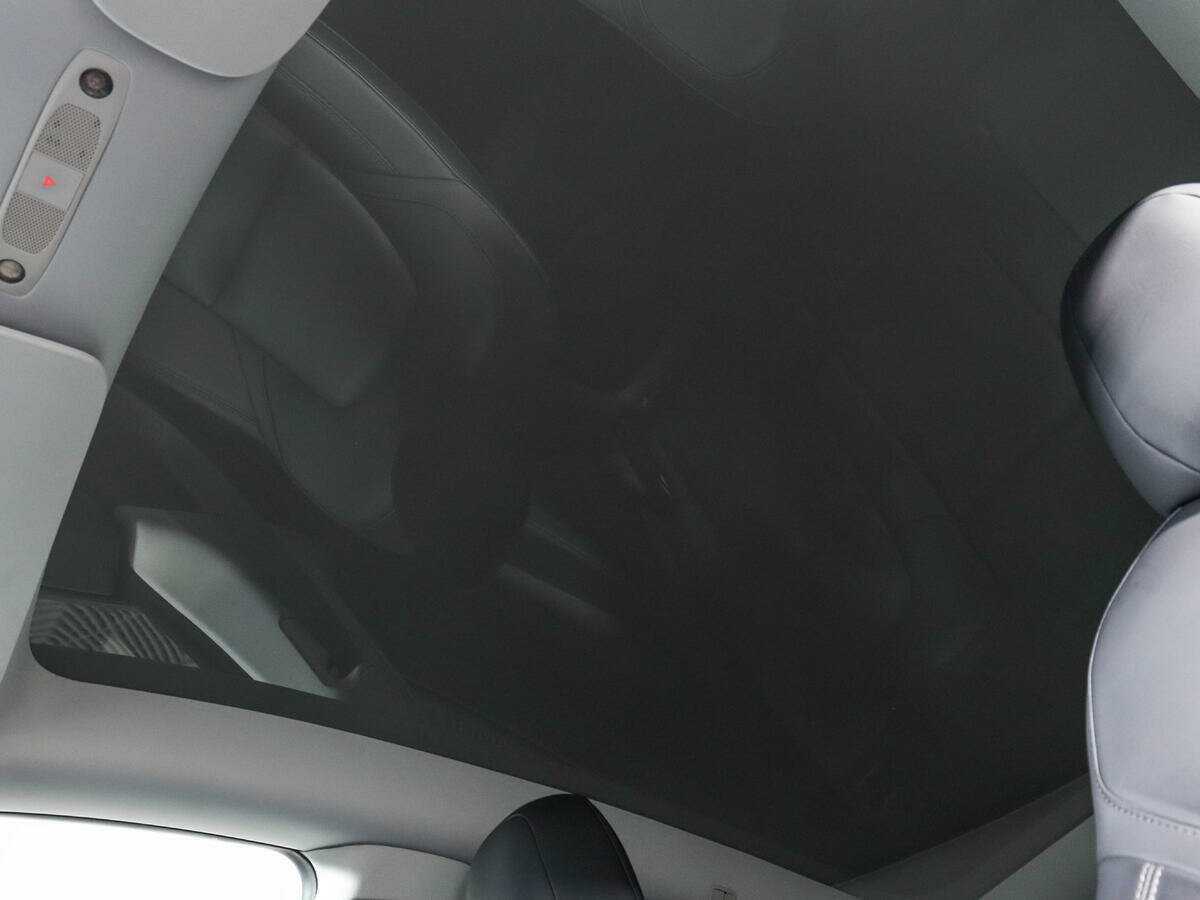 Купить Tesla Model Y Long Range Dual Motor, 2021, 49 294 км, фото №14