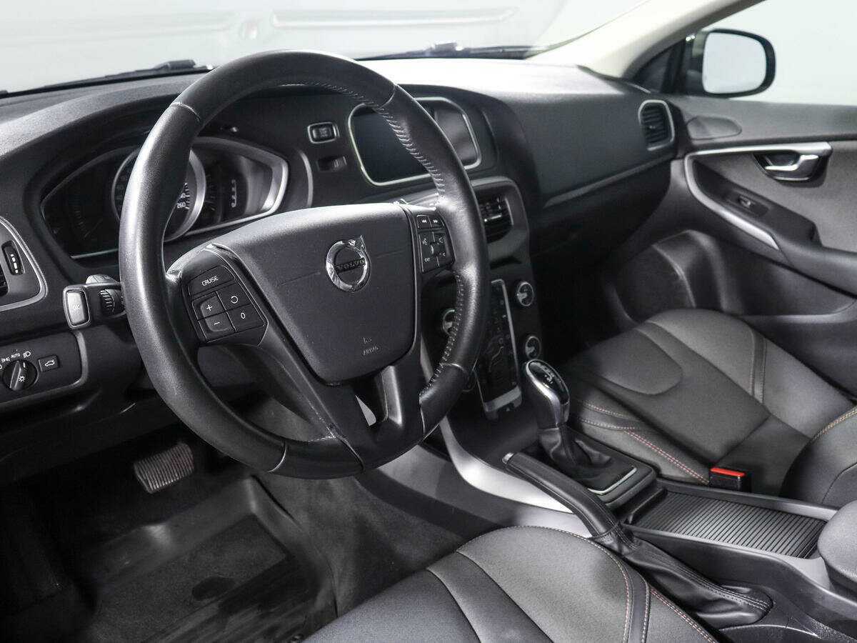 Купить Volvo V40 Cross Country, 2019, 119 824 км, фото №11