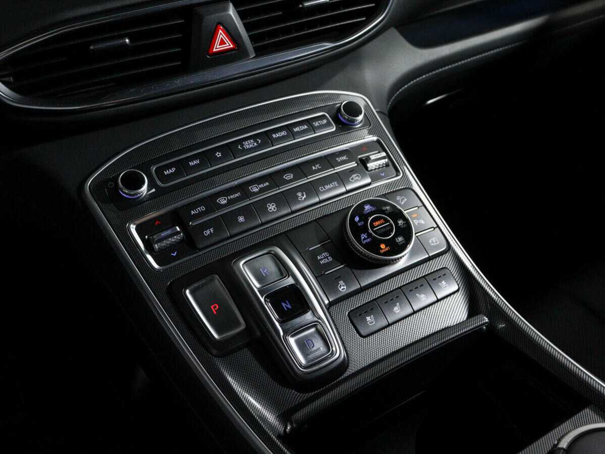 Купить Hyundai Santa Fe, 2022, 71 213 км, фото №18