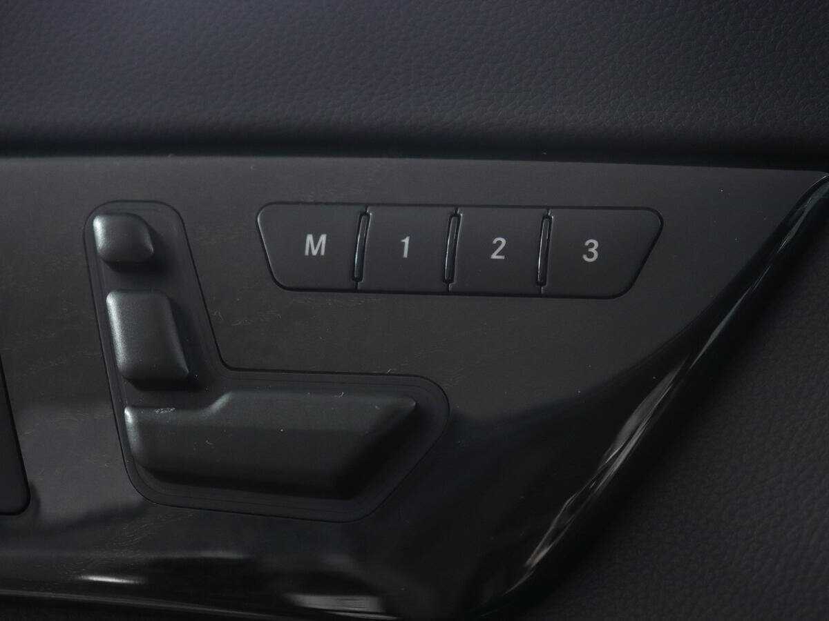 Купить Mercedes-Benz CLS 350, 2012, 108 500 км, фото №15