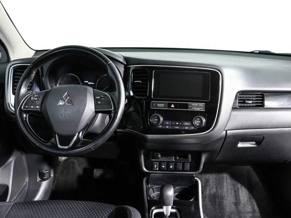 Купить Mitsubishi Outlander, 2018, 60 120 км, фото №12