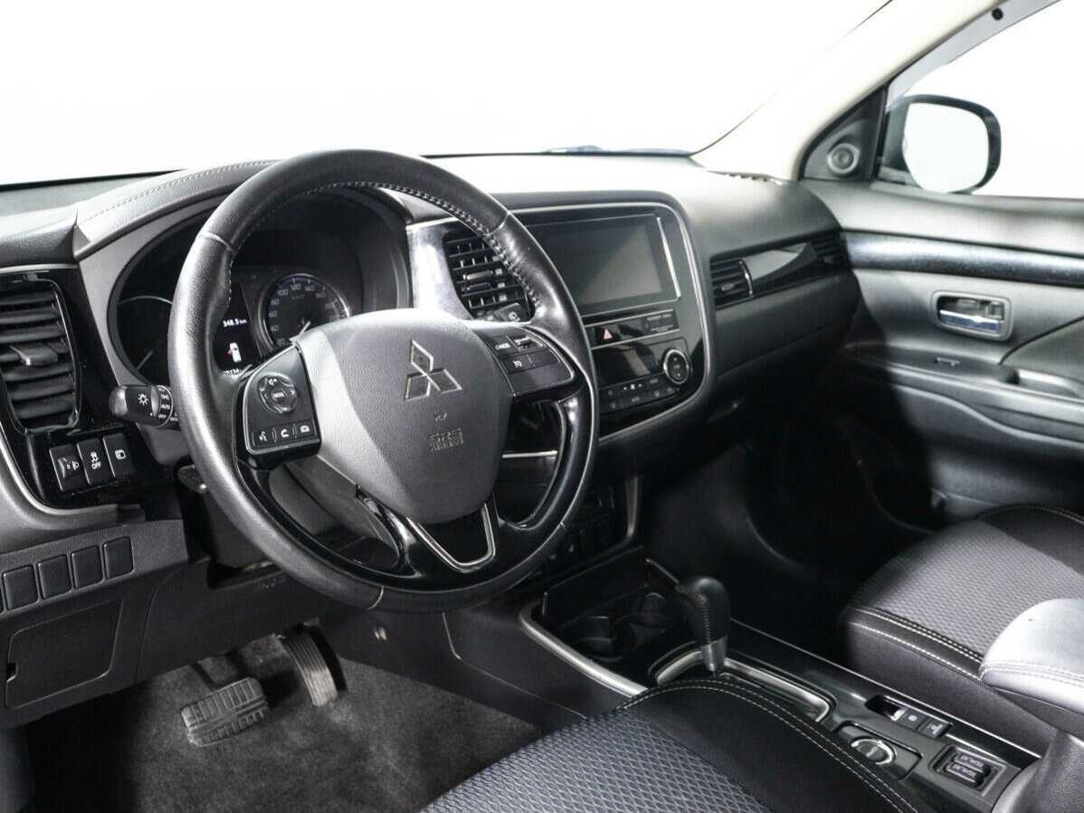 Купить Mitsubishi Outlander, 2018, 60 120 км, фото №14