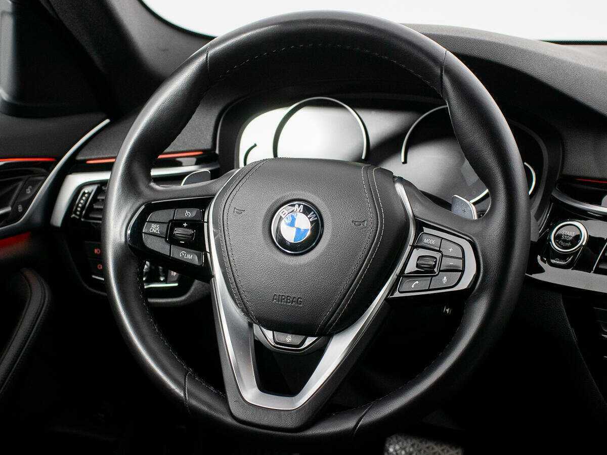 Купить BMW 5 серии 520d xDrive, 2017, 79 900 км, фото №17