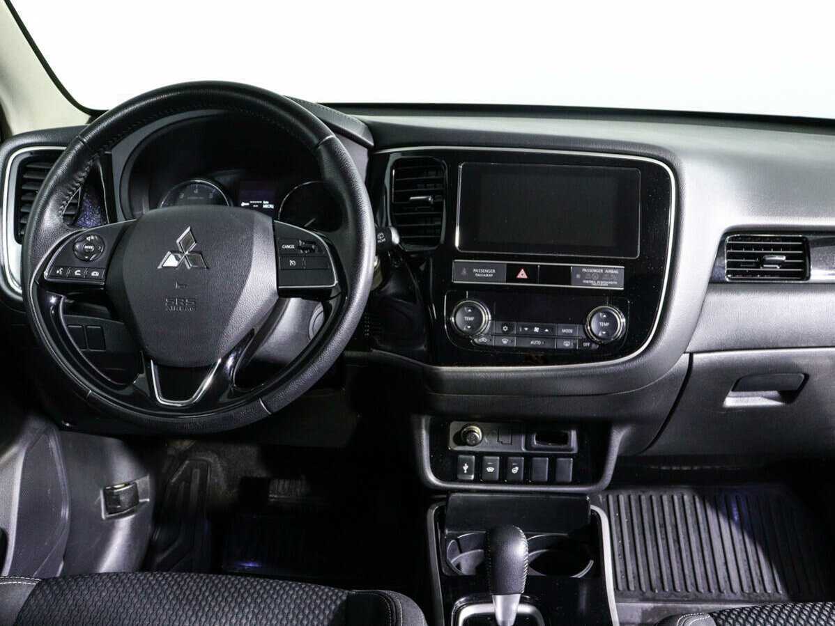 Купить Mitsubishi Outlander, 2019, 49 800 км, фото №12