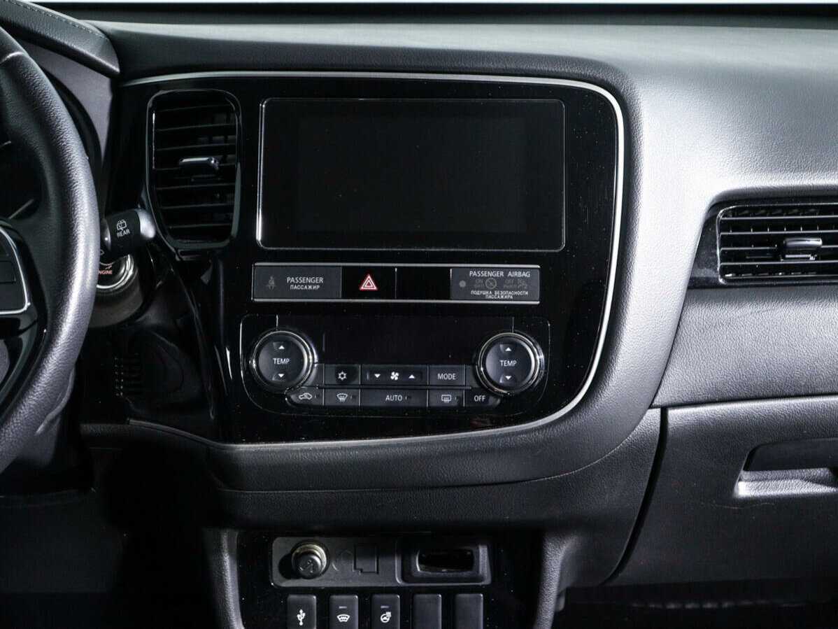 Купить Mitsubishi Outlander, 2019, 49 800 км, фото №13