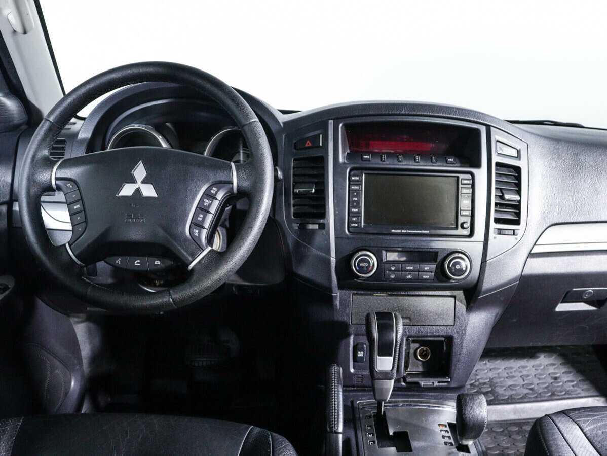 Купить Mitsubishi Pajero, 2010, 171 475 км, фото №10