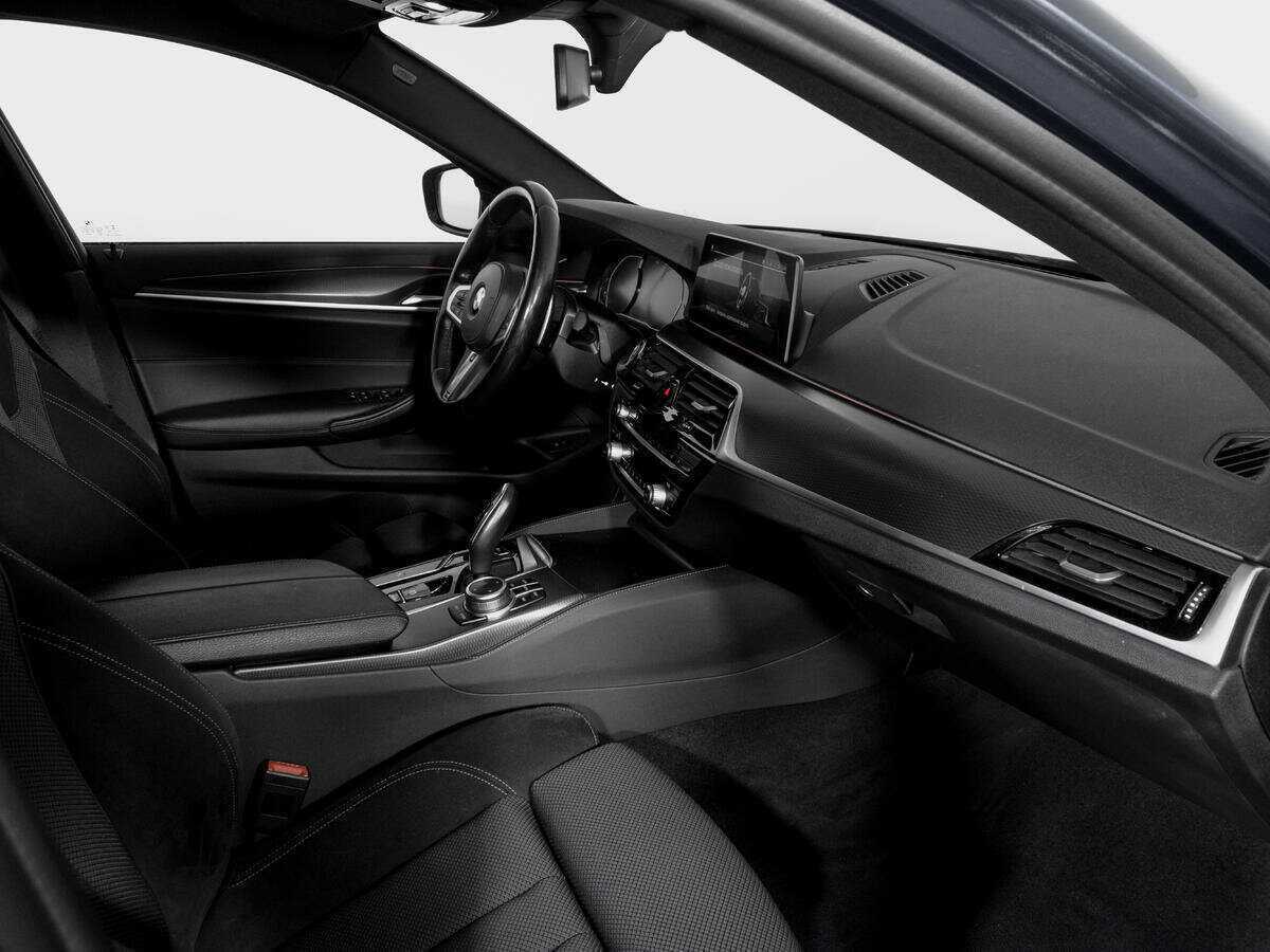 Купить BMW 5 серии 520d xDrive, 2020, 110 000 км, фото №9