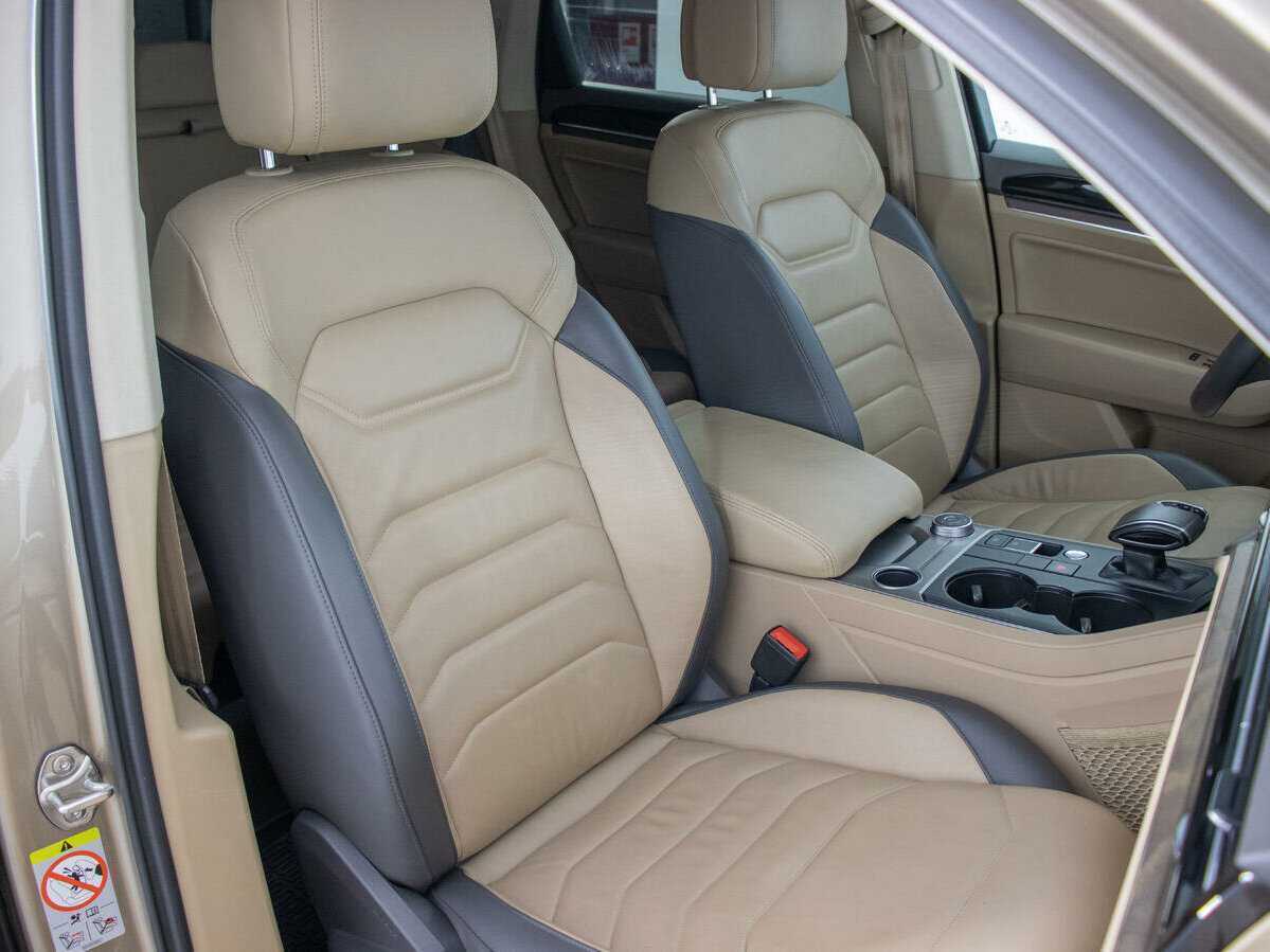 Купить Volkswagen Touareg, 2018, 120 059 км, фото №10