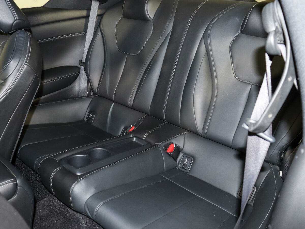 Купить Infiniti Q60, 2016, 51 056 км, фото №9