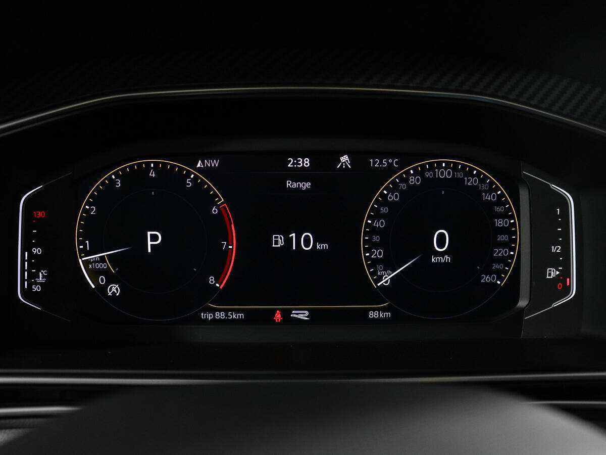 Купить Volkswagen Tiguan L, 2023, 89 км, фото №10