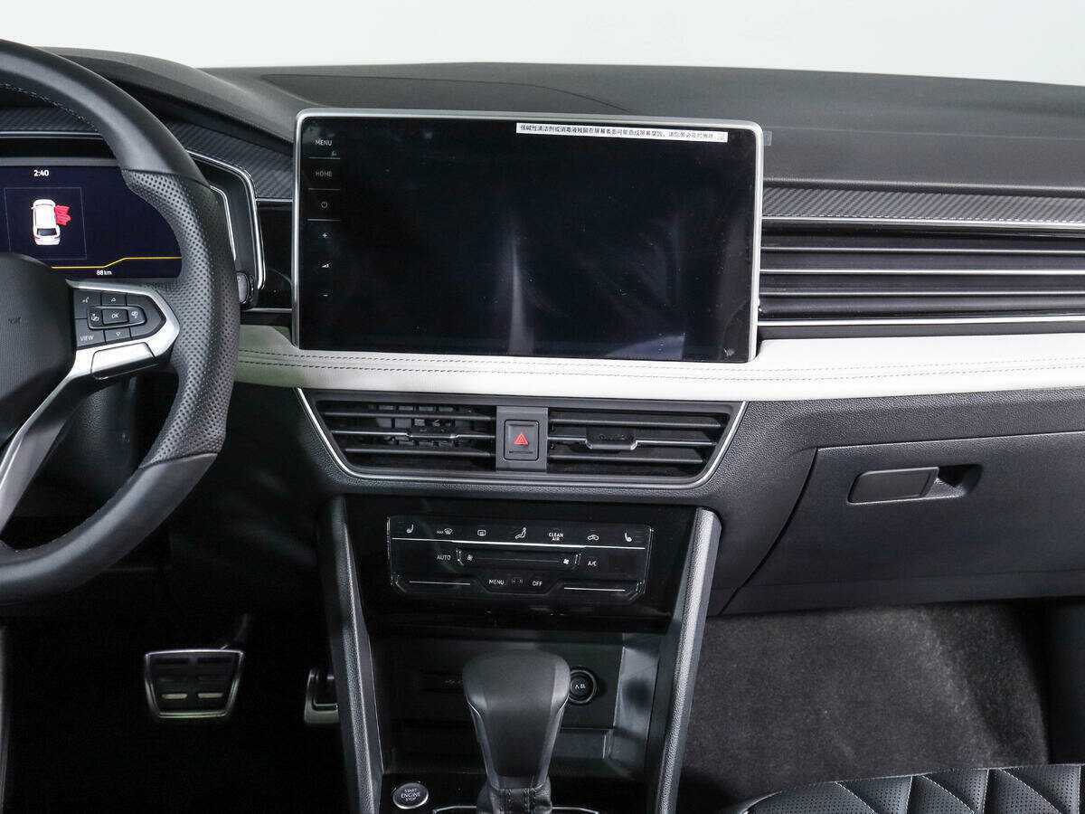 Купить Volkswagen Tiguan L, 2023, 89 км, фото №12