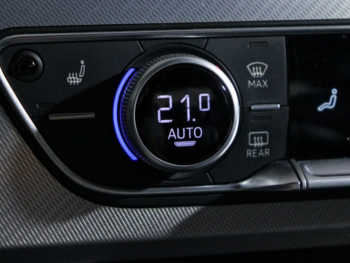 Купить Audi A4, 2016, 75 888 км, фото №24