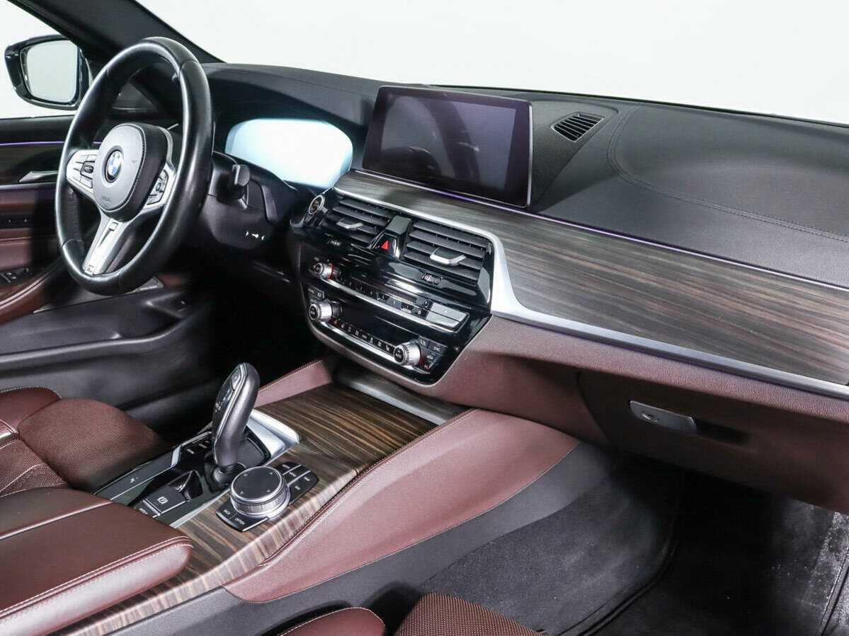 Купить BMW 5 серии 530d xDrive, 2019, 157 807 км, фото №9