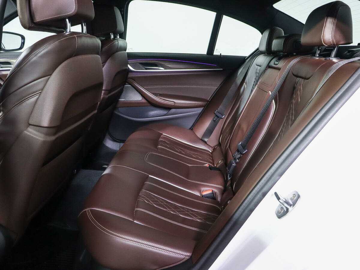 Купить BMW 5 серии 530d xDrive, 2019, 157 807 км, фото №10