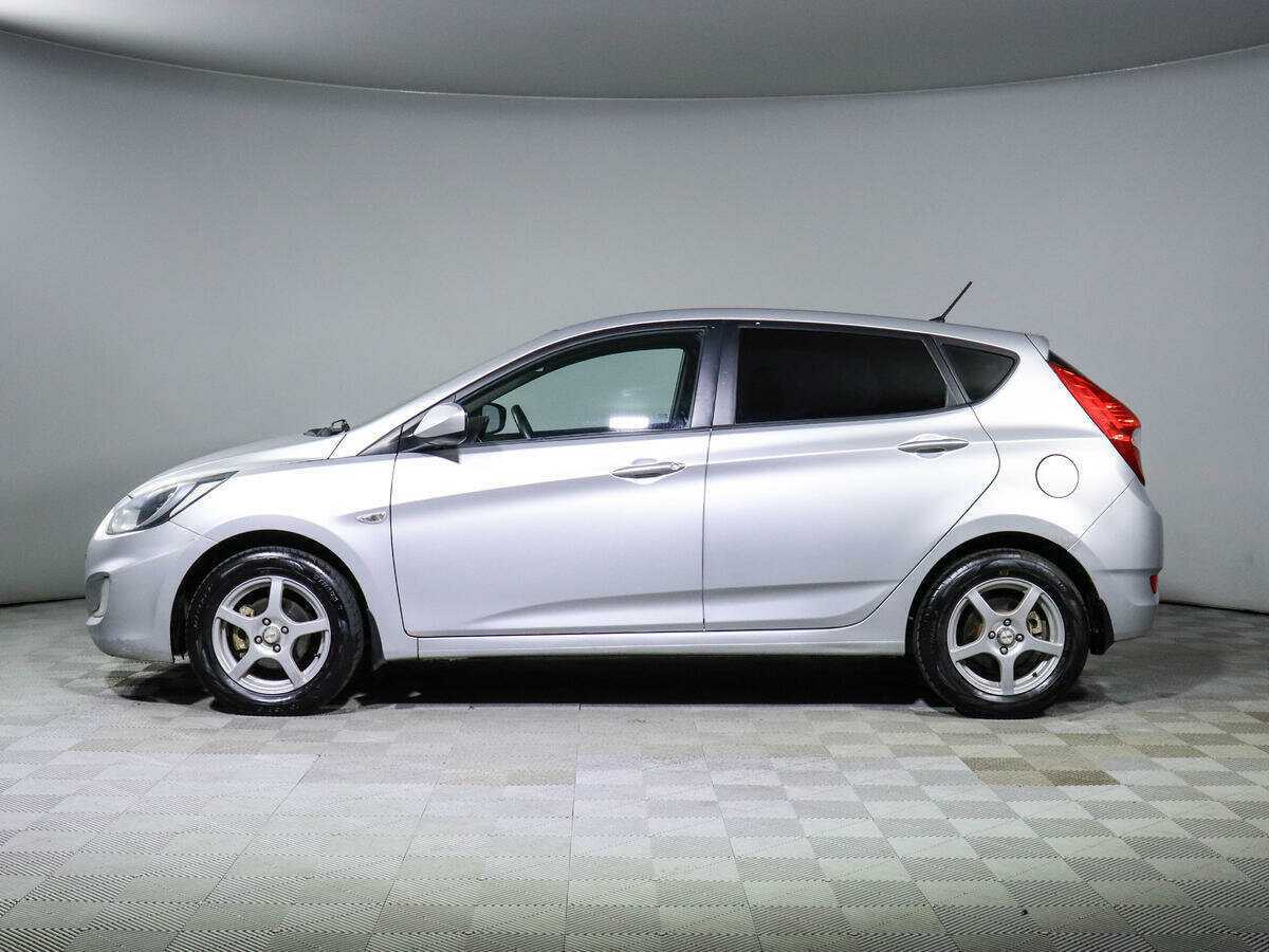 Купить Hyundai Solaris, 2011, 190 284 км, фото №8