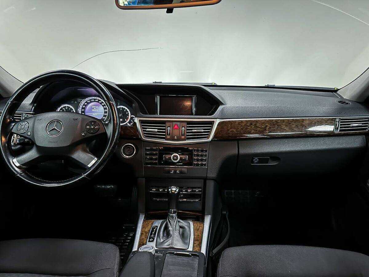 Купить Mercedes-Benz E-Класс 200 5G-Tronic, 2010, 165 250 км, фото №10