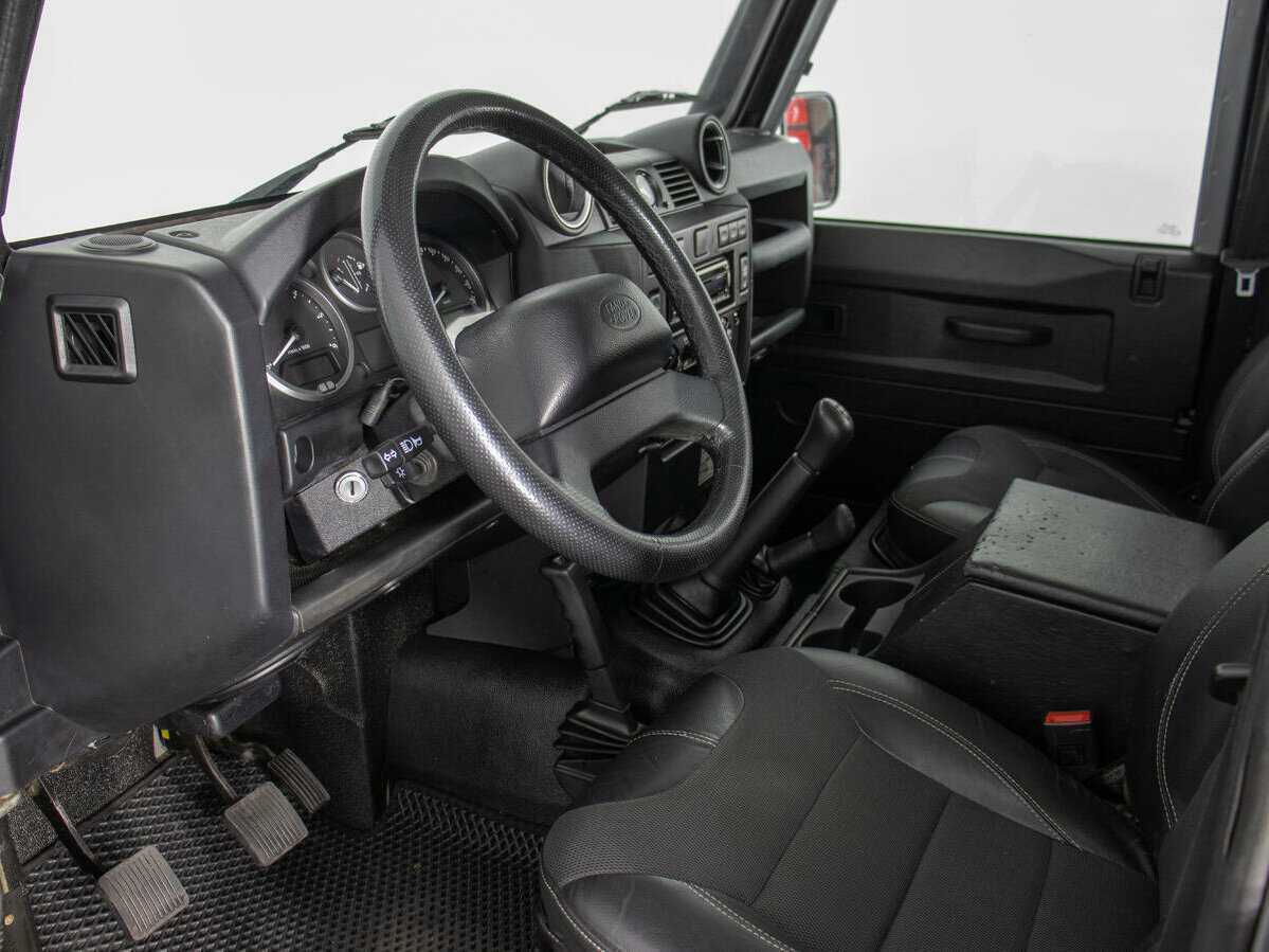 Купить Land Rover Defender 110, 2013, 71 545 км, фото №11