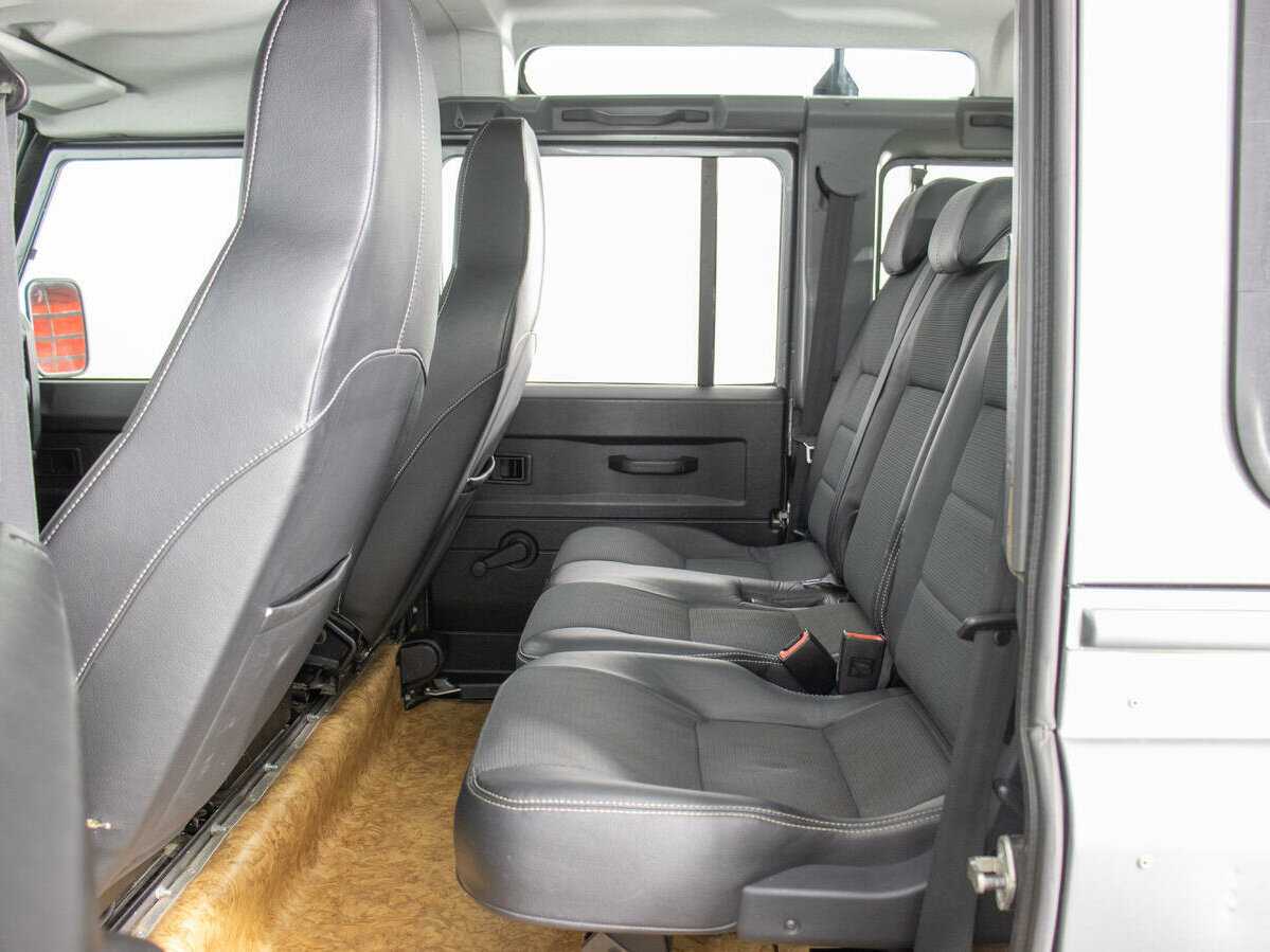 Купить Land Rover Defender 110, 2013, 71 545 км, фото №13