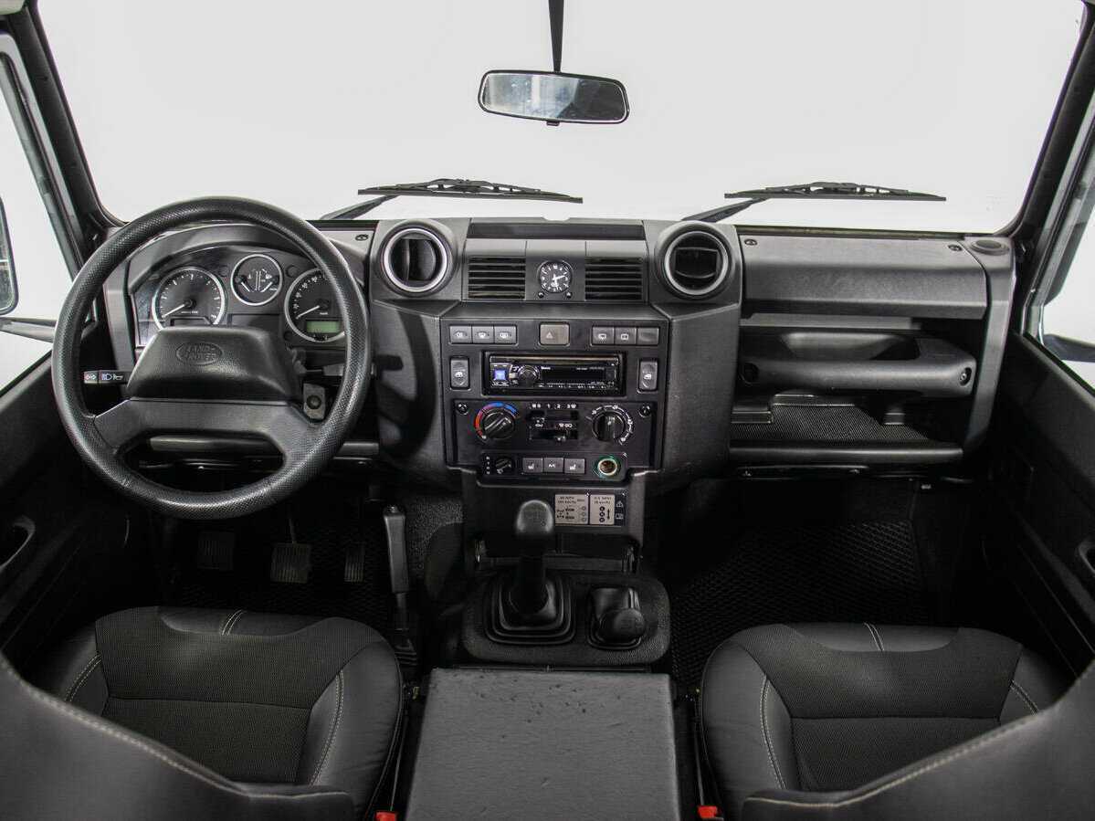 Купить Land Rover Defender 110, 2013, 71 545 км, фото №16