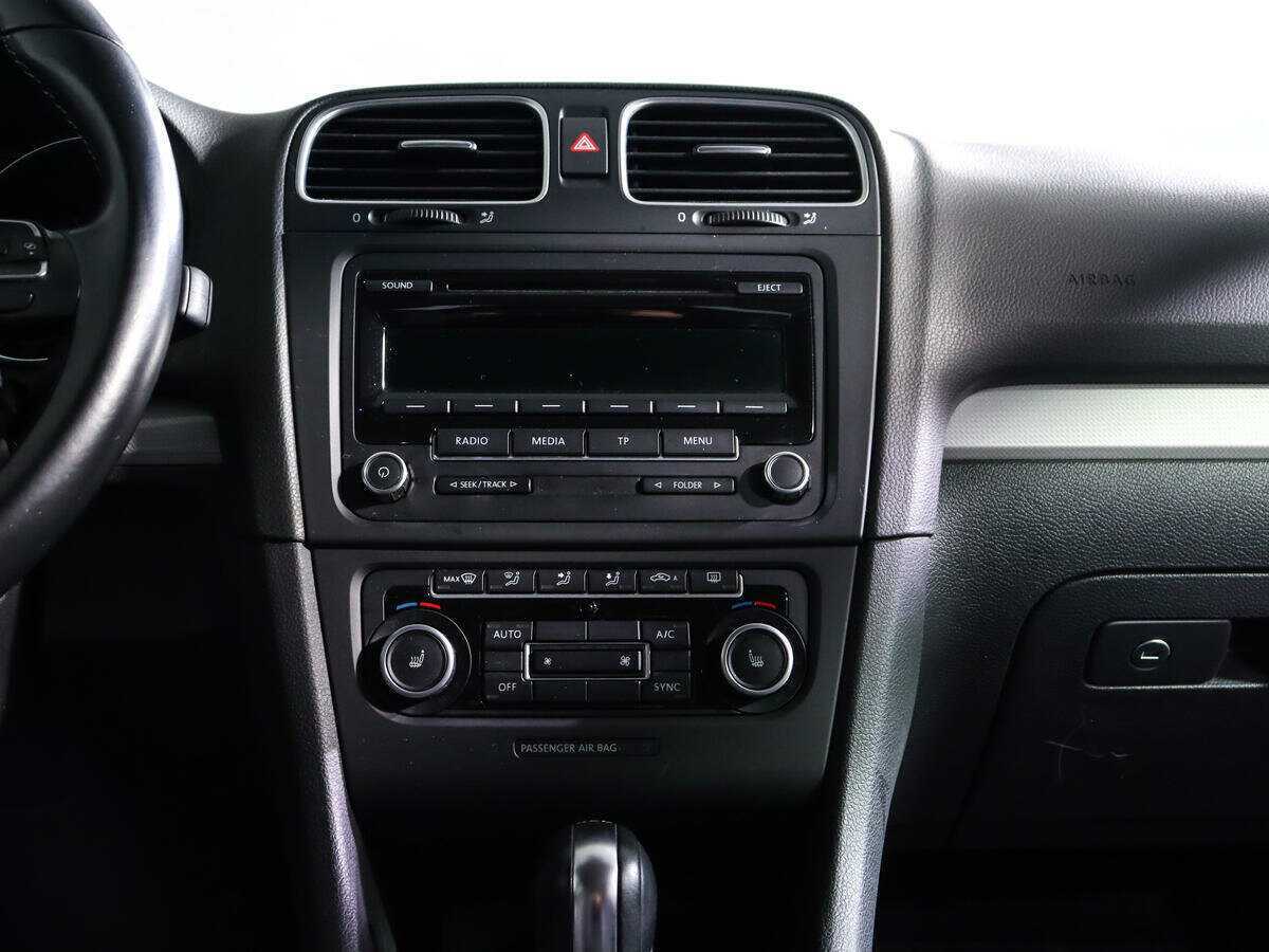 Купить Volkswagen Golf, 2012, 84 820 км, фото №11