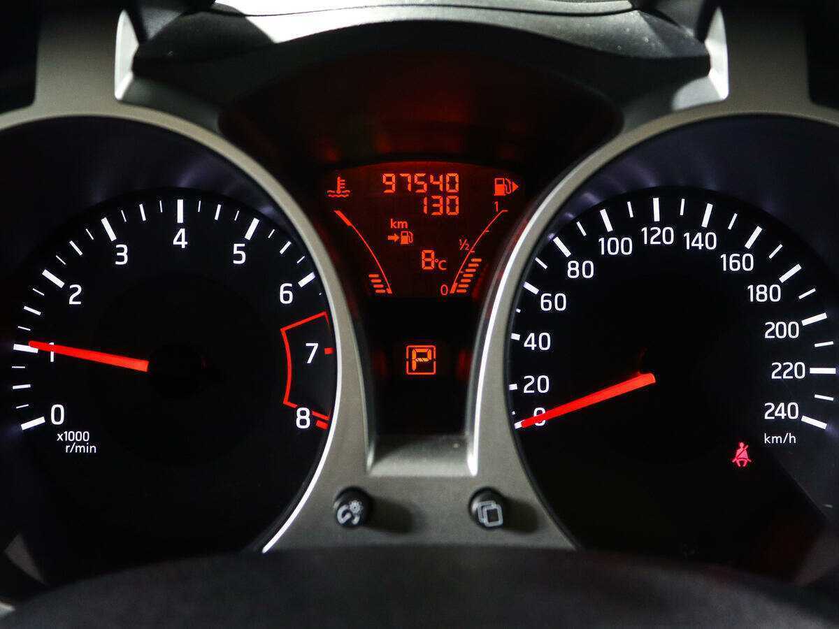 Купить Nissan Juke, 2011, 97 000 км, фото №9