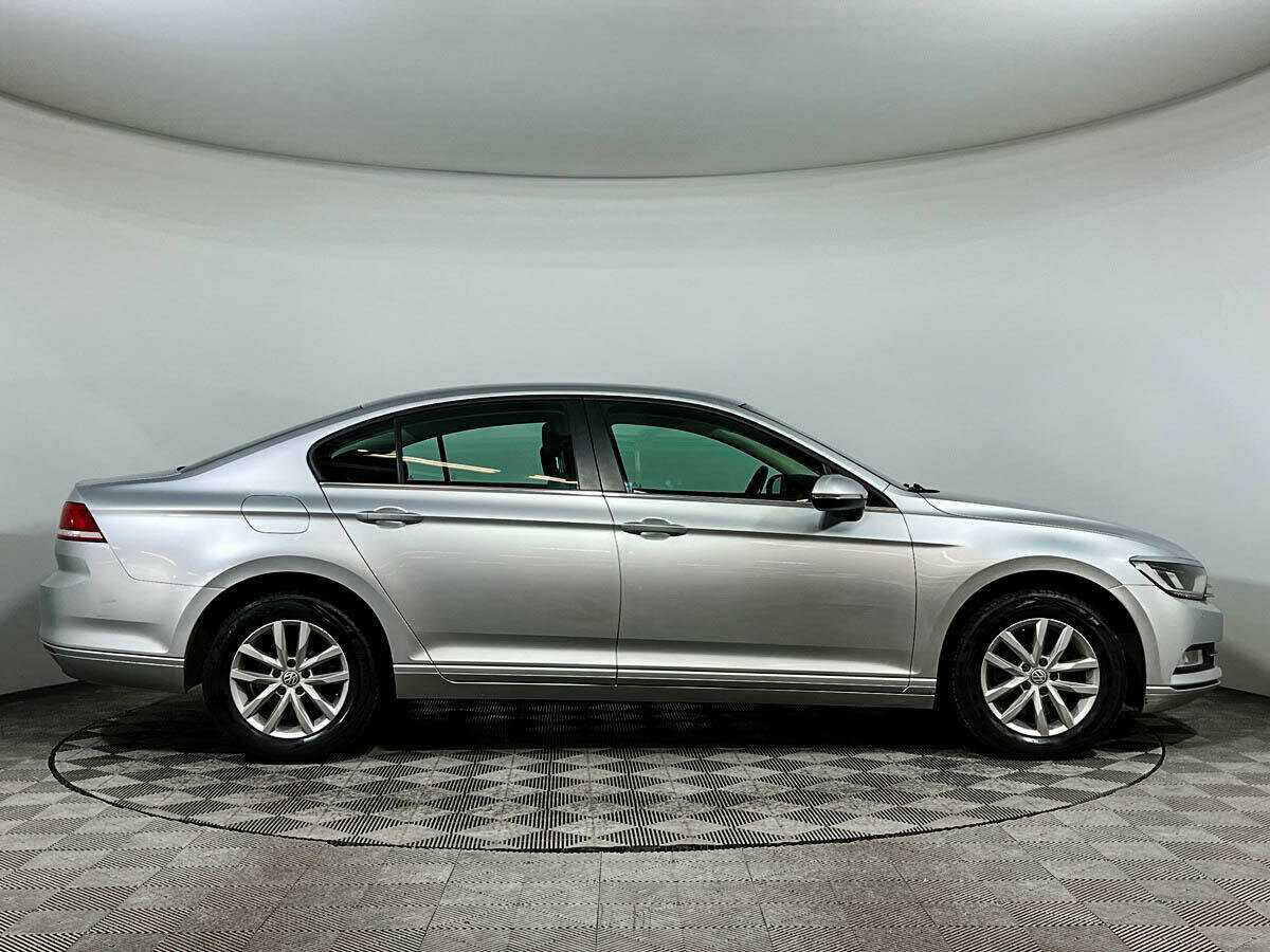 Купить Volkswagen Passat, 2016, 166 384 км, фото №4