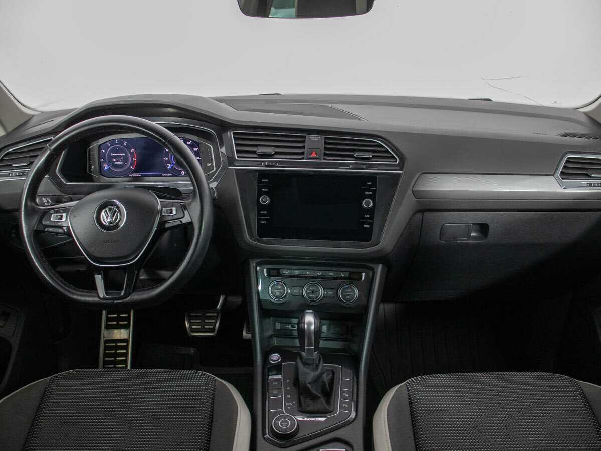 Купить Volkswagen Tiguan, 2019, 124 474 км, фото №13