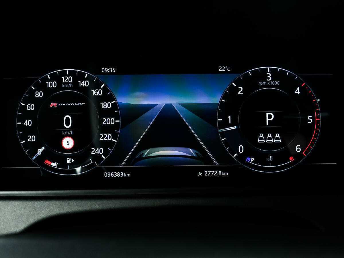 Купить Land Rover Range Rover Velar, 2019, 96 340 км, фото №10