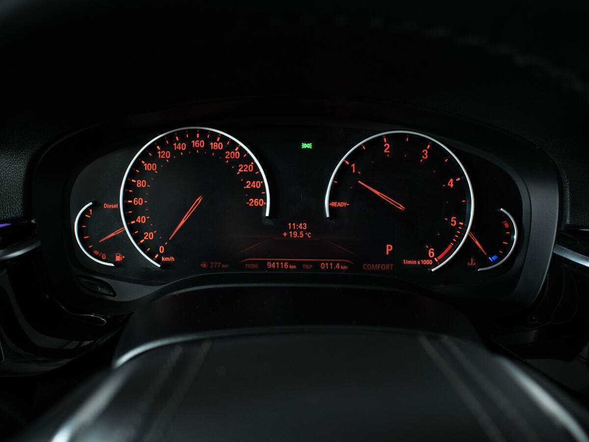 Купить BMW 5 серии 520d xDrive, 2019, 94 200 км, фото №11