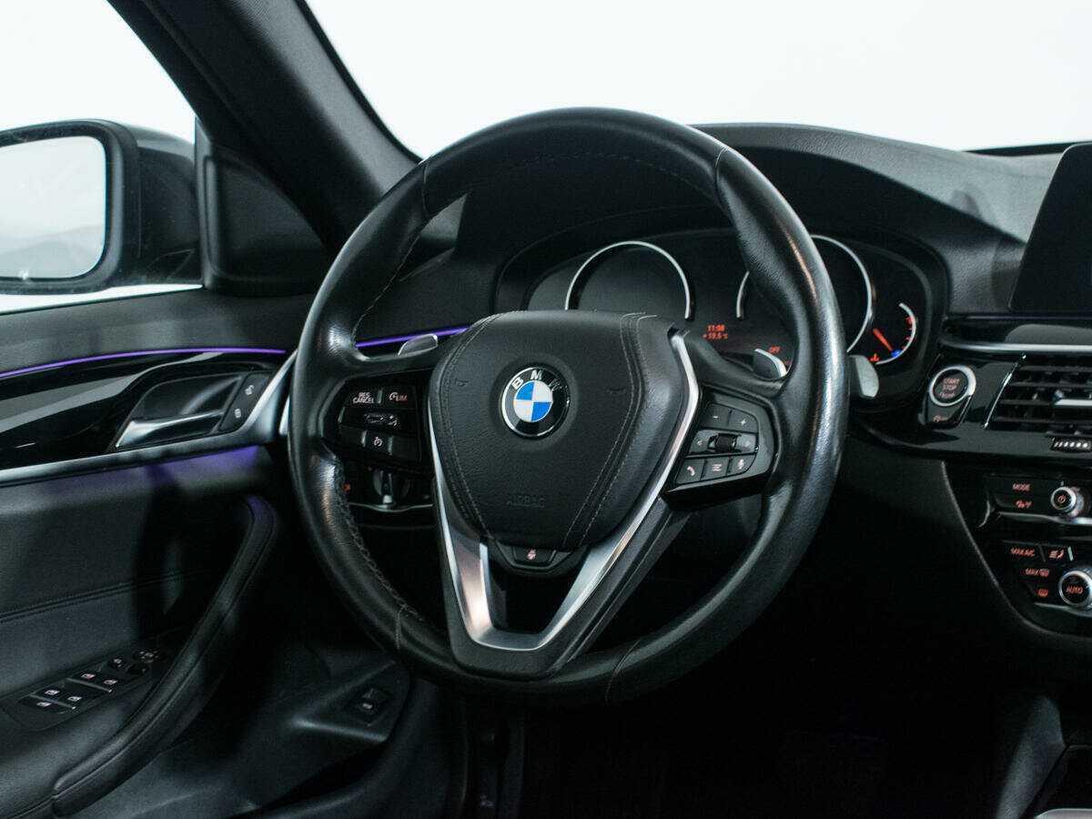 Купить BMW 5 серии 520d xDrive, 2019, 94 200 км, фото №14